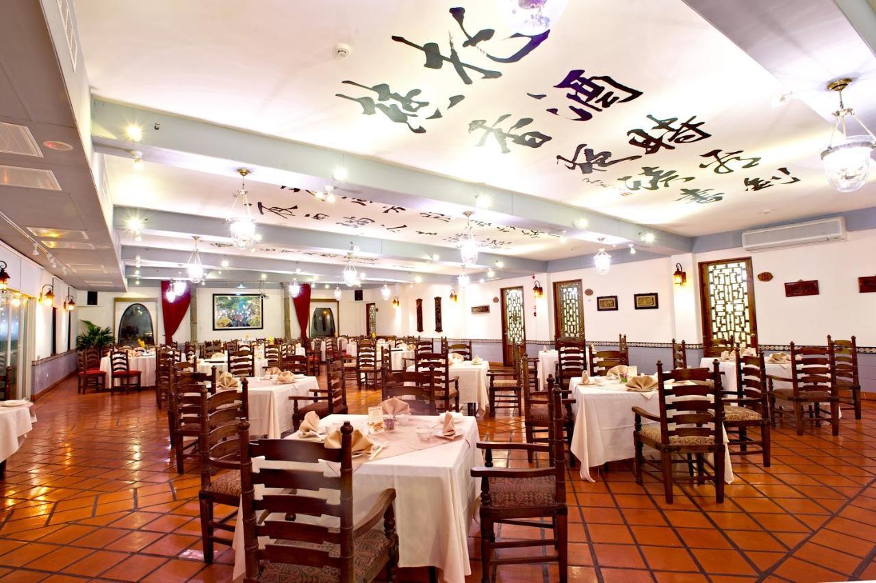 Promisedland Resort & Lagoon Shoufeng Exterior foto Restaurant in the hotel